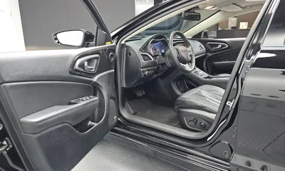 Chrysler 200 2015, 81679 км, за 3275.57 USD - фото 10