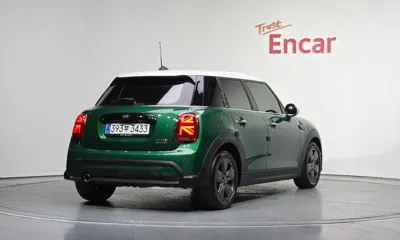 MINI Cooper 2022, 69204 км, за 10936.4 USD