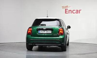 MINI Cooper 2022, 69204 км, за 10936.4 USD