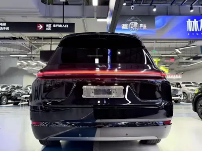 Li Auto Li L9 2023, 46000 км, за 37789.36 USD