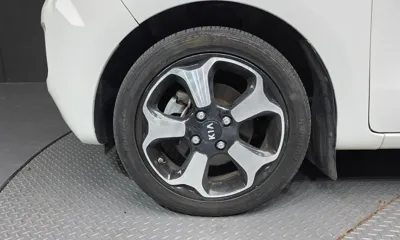 Kia Ray 2016, 129917 км, за 4437.08 USD