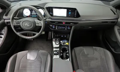 Hyundai Sonata 2023, 51353 км, за 17800.83 USD - фото 7