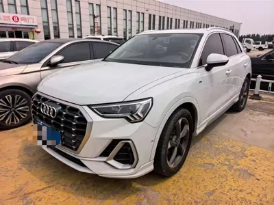 Audi Q3 · 2022 год