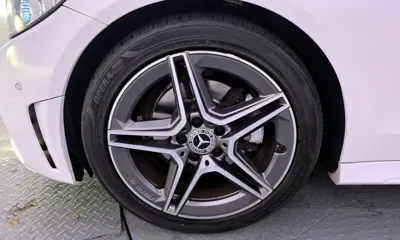 Mercedes-Benz C-Class 2021, 76375 км, за 20677.43 USD