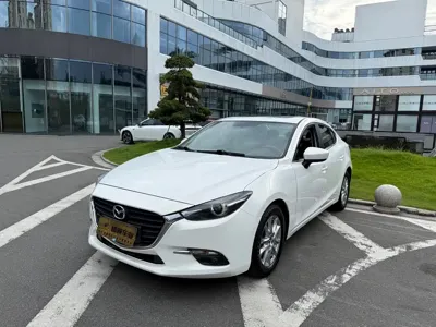 Mazda 3 Axela · 2017 год