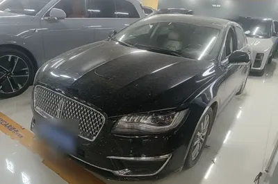 Lincoln MKZ · 2018 год