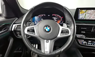 BMW 5-Series 2020, 135701 км, за 17641.23 USD - фото 13