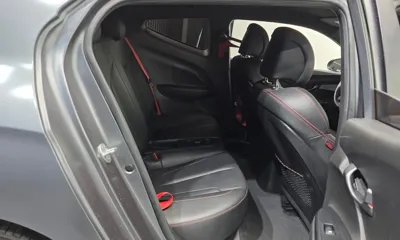 Hyundai Veloster 2019, 69404 км, за 7220.69 USD - фото 12