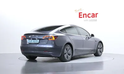 Tesla Model 3 2020, 138344 км, за 15635.19 USD