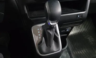 Hyundai Staria 2023, 86601 км, за 15725.12 USD - фото 9