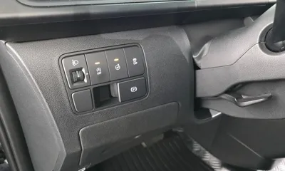 Hyundai Staria 2023, 86601 км, за 15725.12 USD - фото 27
