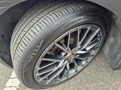 Hyundai Genesis 2016, 55586 км, за 7670.8 USD