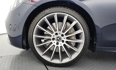 Mercedes-Benz E-Class 2021, 71111 км, за 20772.28 USD
