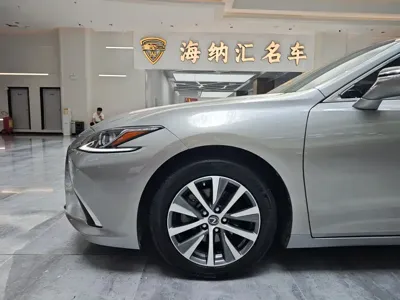 Lexus ES 2020, 55000 км, за 21143.35 USD - фото 6
