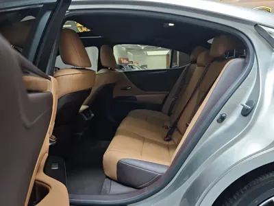 Lexus ES 2020, 55000 км, за 21143.35 USD - фото 8