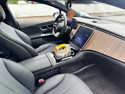 Mercedes-Benz EQE 2023, 57000 км, за 24914.16 USD - фото 9