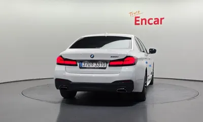 BMW 5-Series 2022, 76291 км, за 23303.14 USD