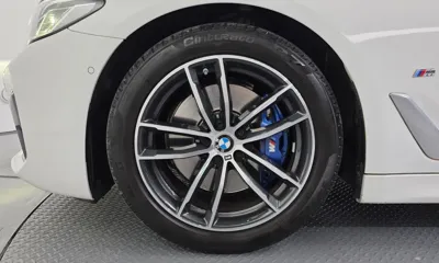 BMW 5-Series 2022, 76291 км, за 23303.14 USD