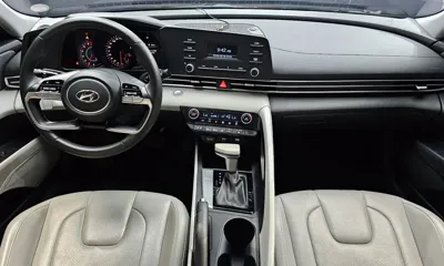 Hyundai Avante 2021, 129097 км, за 6186.1 USD - фото 7