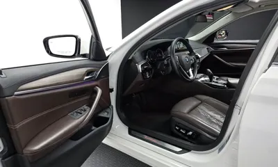 BMW 5-Series 2018, 66026 км, за 17226.8 USD - фото 10