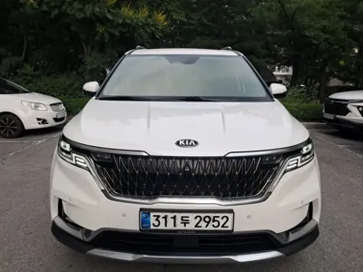 Kia Canival 2021, 72058 км, за 15491.66 USD