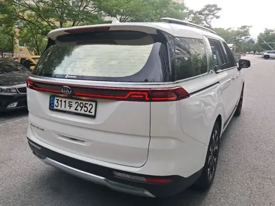 Kia Canival 2021, 72058 км, за 15491.66 USD - фото 7