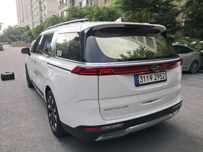 Kia Canival 2021, 72058 км, за 15491.66 USD - фото 9