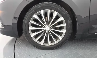 Hyundai Grandeur 2014, 207760 км, за 3875.46 USD