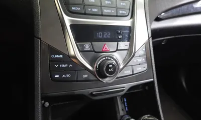 Hyundai Grandeur 2014, 207760 км, за 3875.46 USD - фото 20