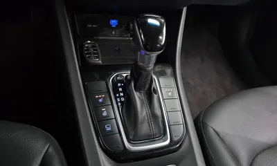Hyundai Ioniq 2020, 65026 км, за 10174.61 USD - фото 9