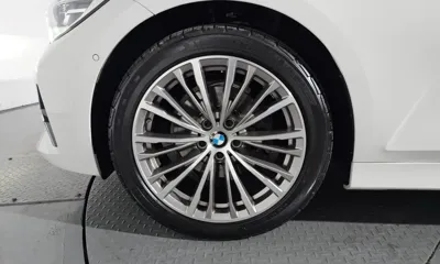 BMW 3-Series 2020, 54097 км, за 18500.16 USD