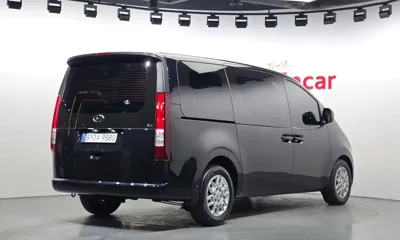 Hyundai Staria 2023, 39499 км, за 17120.58 USD