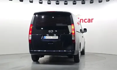 Hyundai Staria 2023, 39499 км, за 17120.58 USD