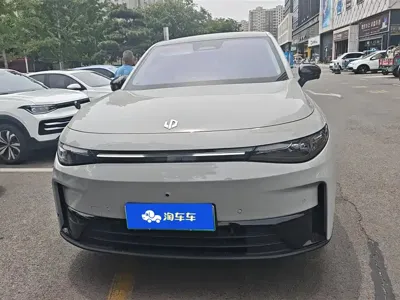 Leapmotor Leapmotor C10 2024, 25299 км, за 15537.98 USD