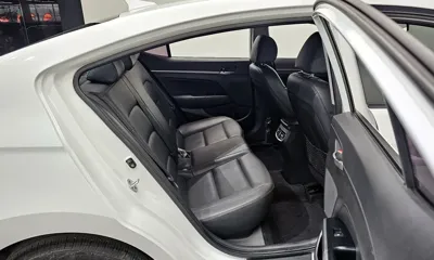 Hyundai Avante 2016, 156387 км, за 5219.69 USD - фото 11