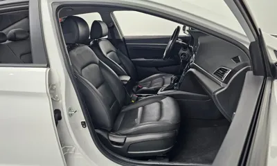 Hyundai Avante 2016, 156387 км, за 5219.69 USD - фото 13