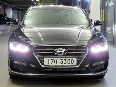 Hyundai Grandeur 2018, 89145 км, за 9302.64 USD