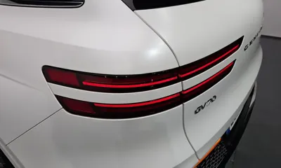Genesis GV70 2023, 44901 км, за 28219.77 USD - фото 23