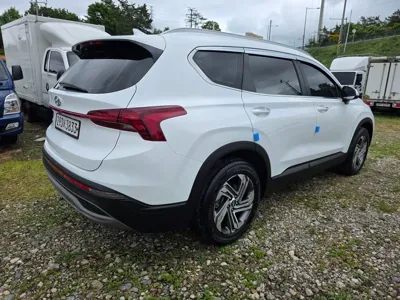 Hyundai Santafe 2021, 135073 км, за 12880.57 USD