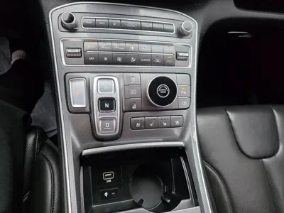 Hyundai Santafe 2021, 135073 км, за 12880.57 USD - фото 9