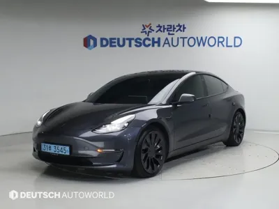 Tesla Model 3 2021, 38573 км, за 27241.7 USD
