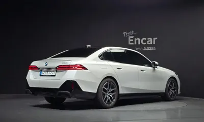 BMW 5-Series 2026, 6818 км, за 46708.34 USD
