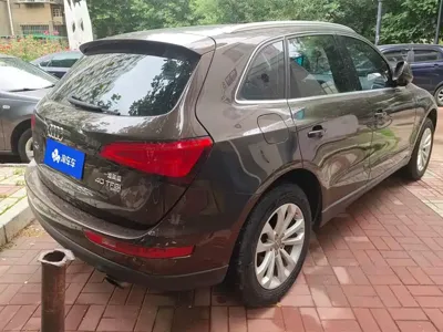 Audi Q5 2015, 102000 км, за 7661.81 USD
