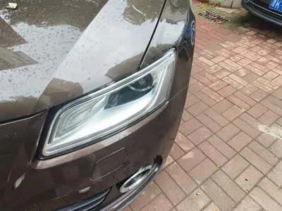 Audi Q5 2015, 102000 км, за 7661.81 USD