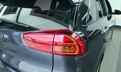 Kia Niro 2020, 58077 км, за 11004.75 USD - фото 23