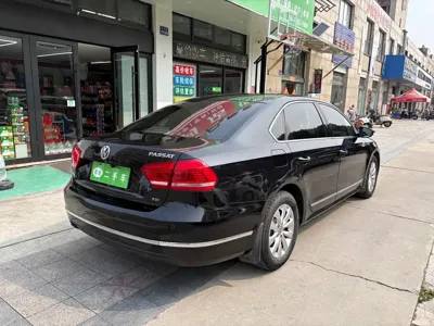 Volkswagen Passat 2015, 160000 км, за 5414.84 USD