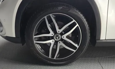 Mercedes-Benz GLA-Class 2018, 102514 км, за 9839.83 USD