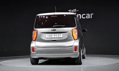 Kia Ray 2012, 186918 км, за 3304.63 USD