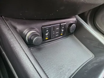 Hyundai Santafe 2011, 88634 км, за 3675.99 USD - фото 14