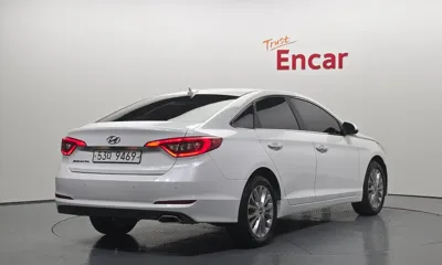 Hyundai Sonata 2015, 161778 км, за 4517.97 USD